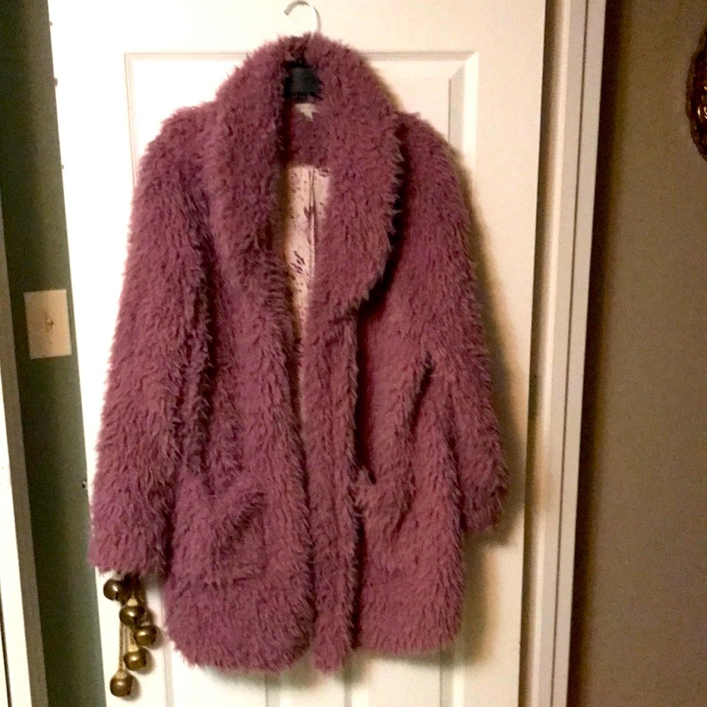 Perfect condition purplish pink above knee furry coat. Hook and eye closure